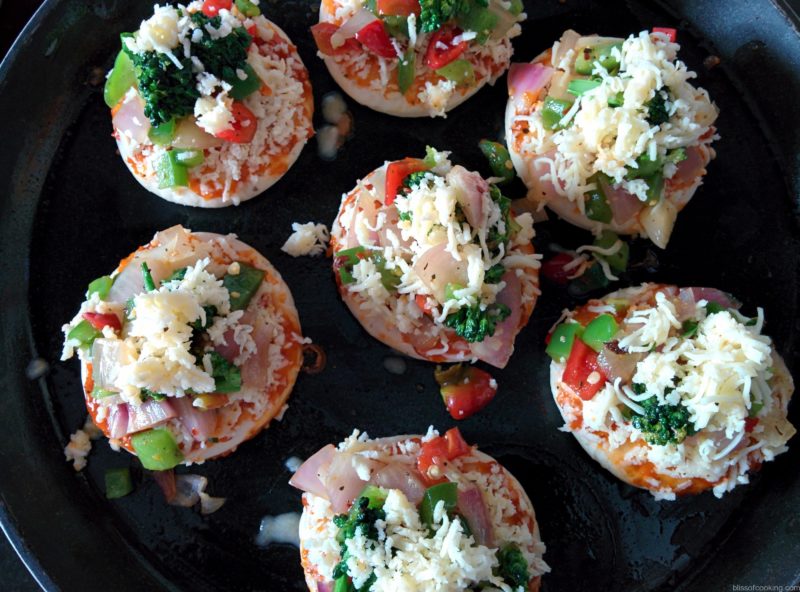 Mini Pizza with Broccoli topping