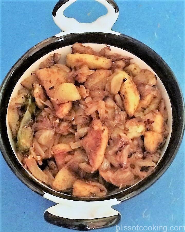 Alu Pyaz Ki Sukhi Sabzi