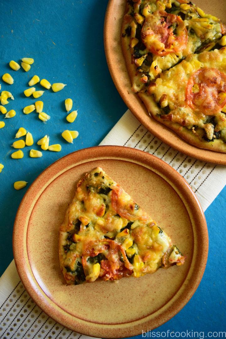 Spinach And Corn Pizza