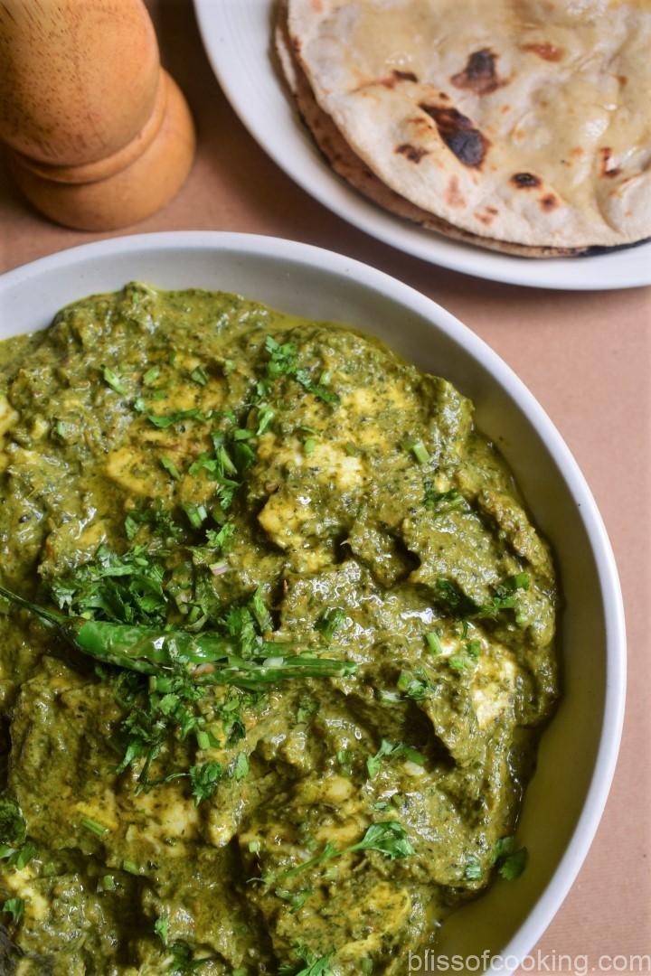 Paneer Hyderabadi, Cottage Cheese In Spinach and Cilantro Gravy