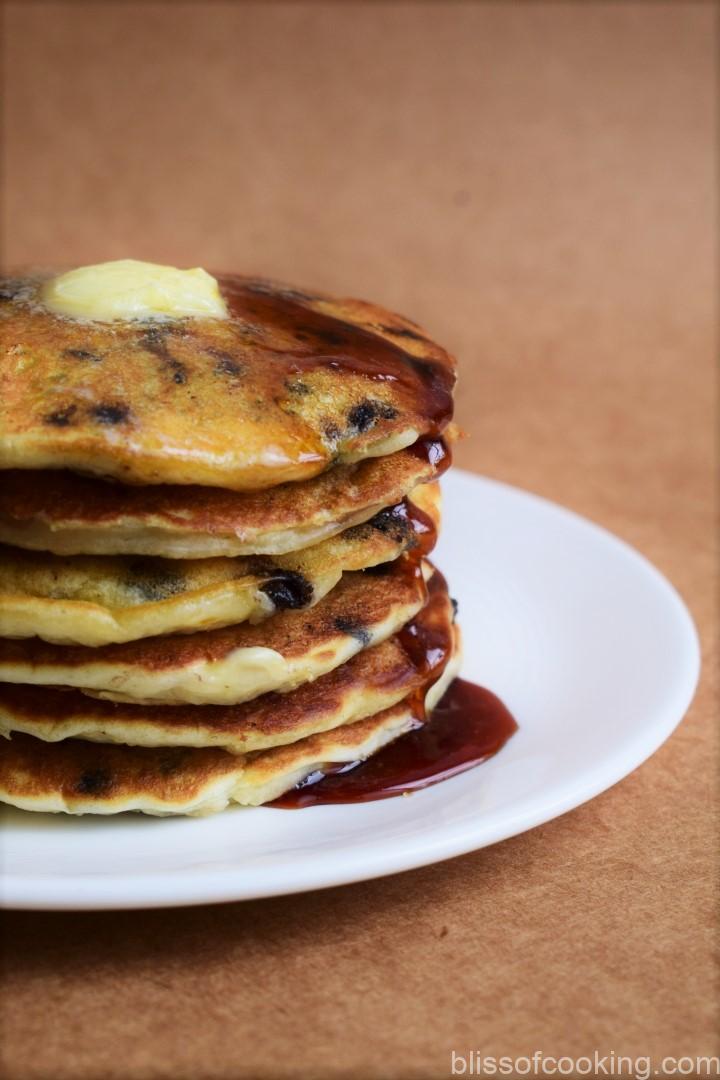Eggless Chocolate Chip Pancakes, pancake
