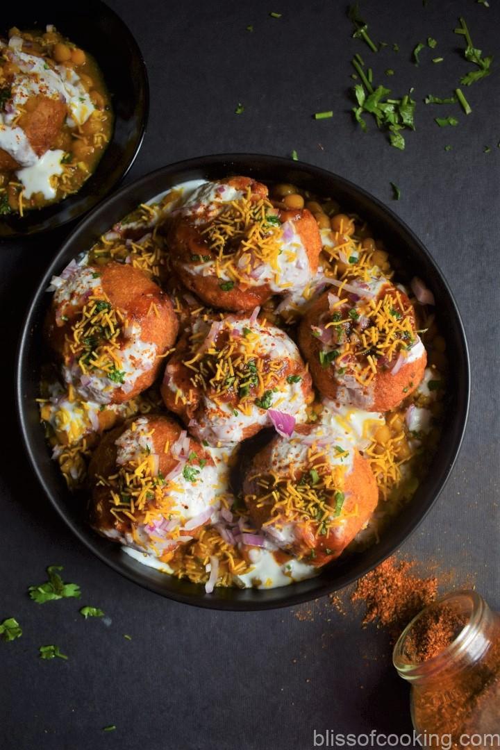 Ghugni Bonda Chaat, Bonda Chaat