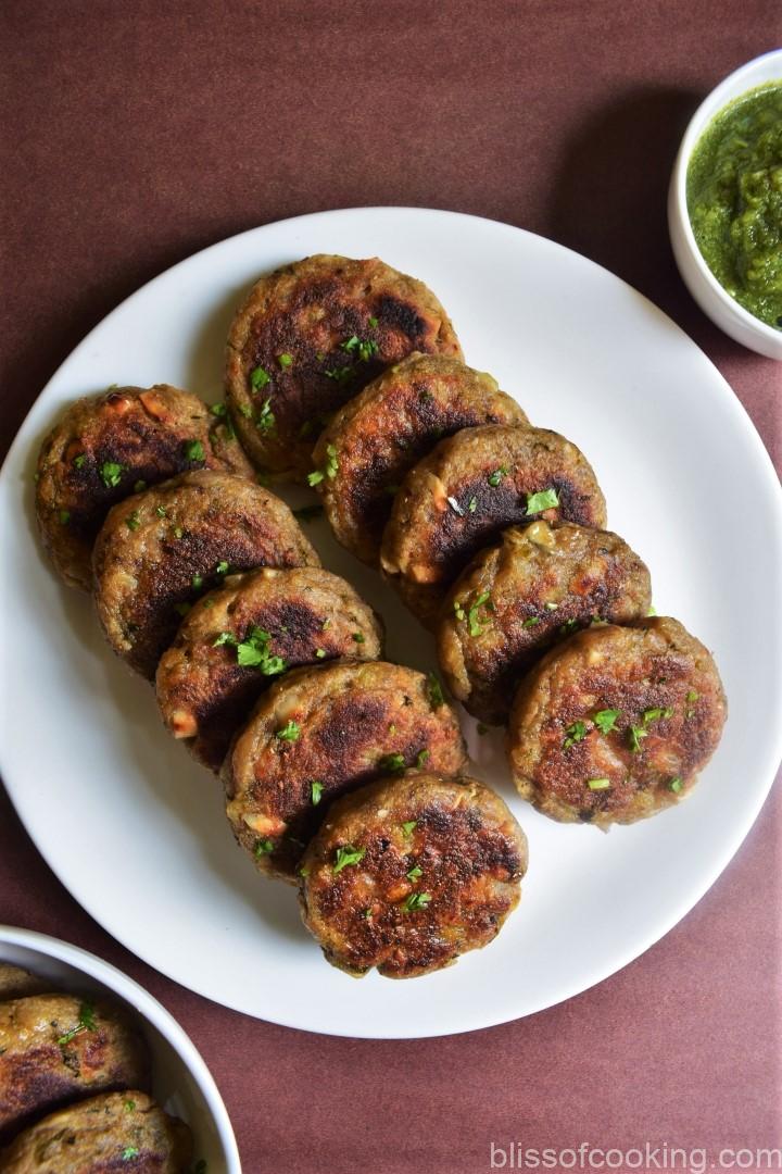 Kacche Kele Ki Tikki, Raw Banana Cutlets