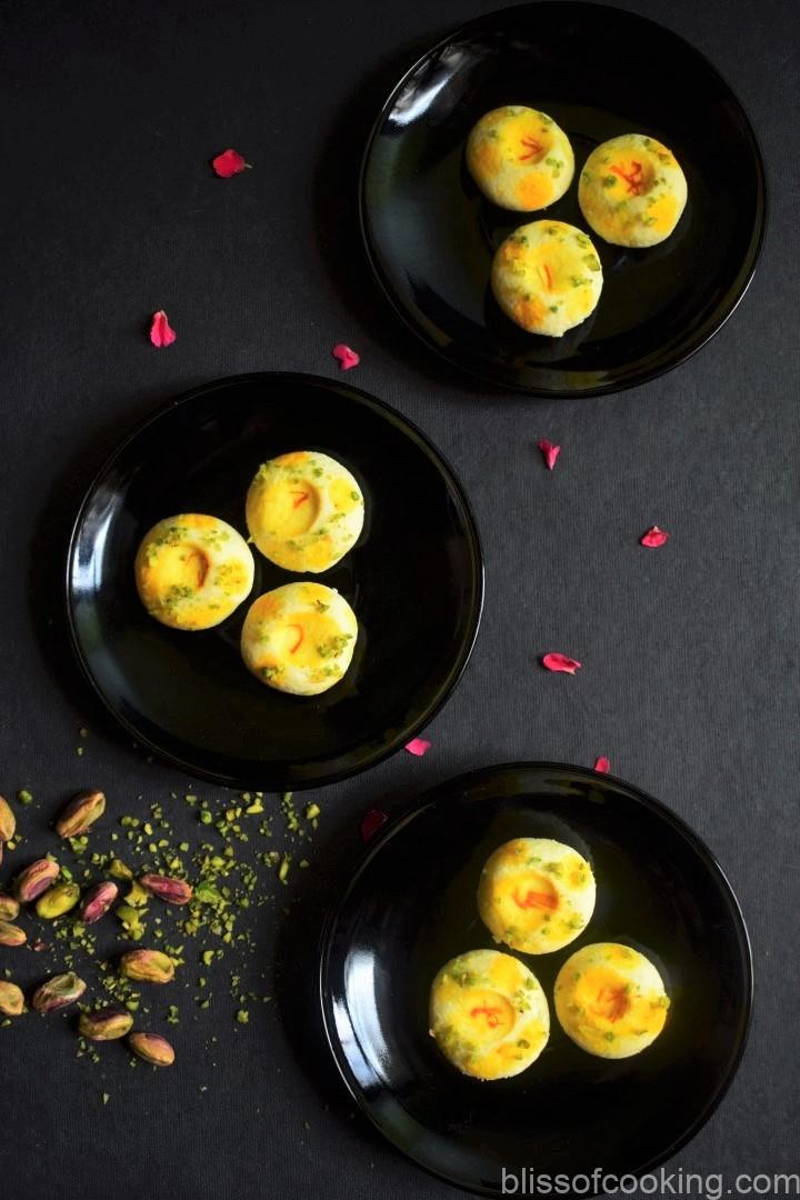 Quick Keshar Pista Sandesh, Sondesh