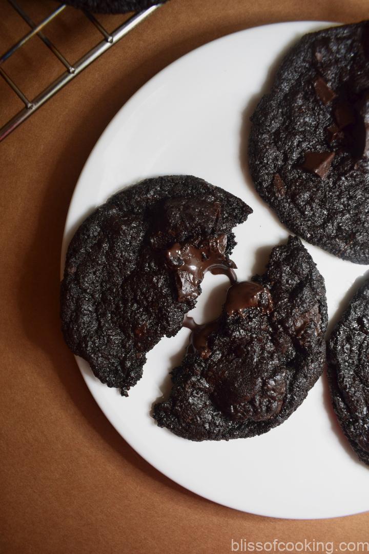 Eggless Dark Chocolate Cookies