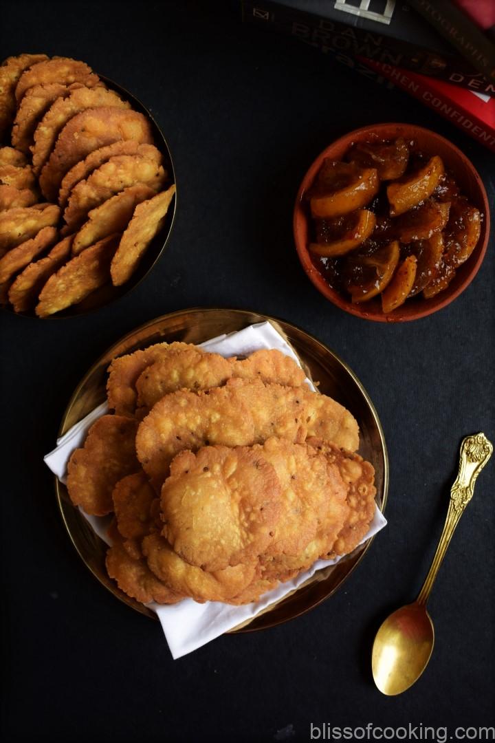 Mathri, Suhali, Aatey ki Mathri
