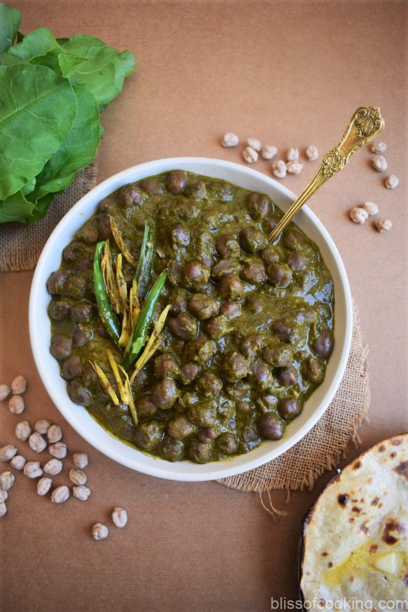 Chole Masala with Palak Gravy, Chickpeas in Spinach gravy, Chickpeas